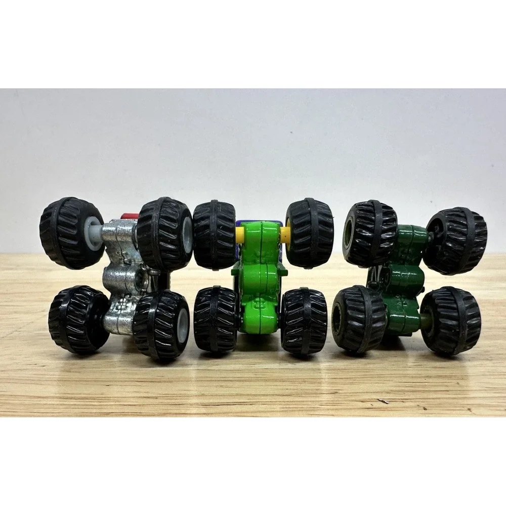 Monster Jam Minis Bundle of 7 Spin Master 1:87 Scale Diecast Trucks Toys